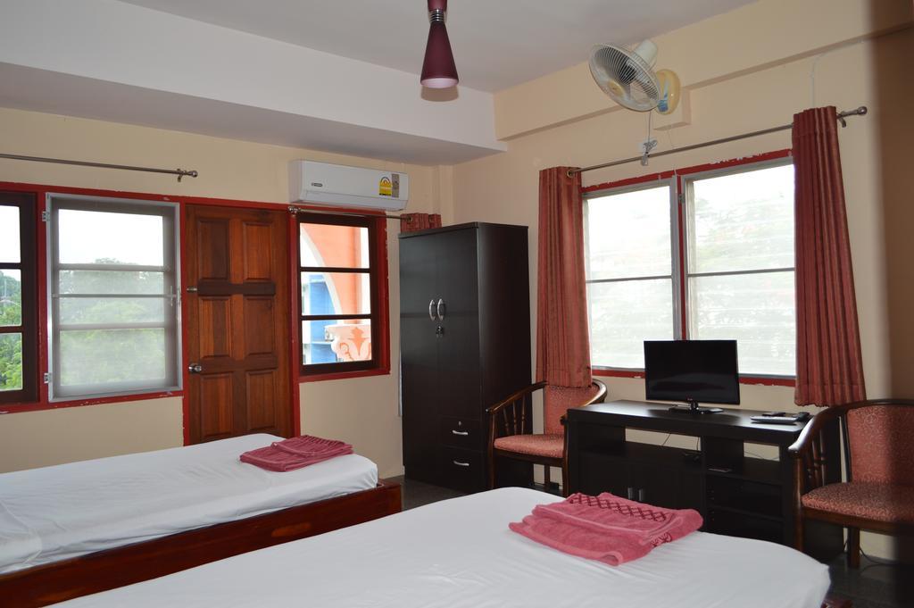 La Paillote Guest House Rayong Bilik gambar