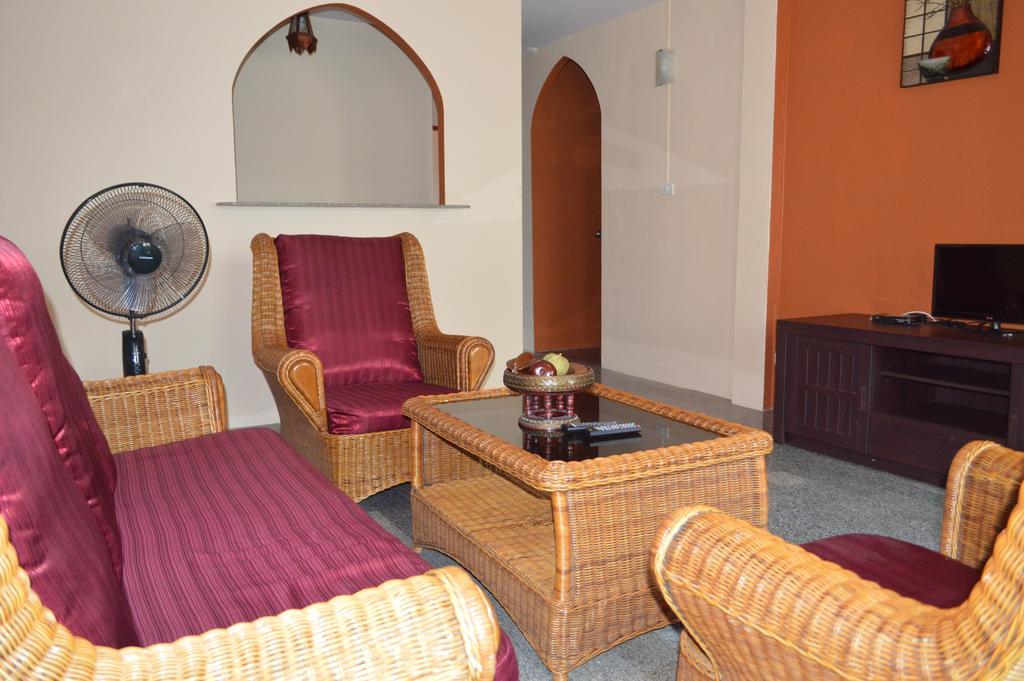 La Paillote Guest House Rayong Bilik gambar