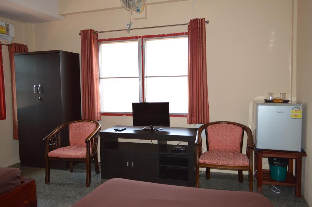 La Paillote Guest House Rayong Bilik gambar